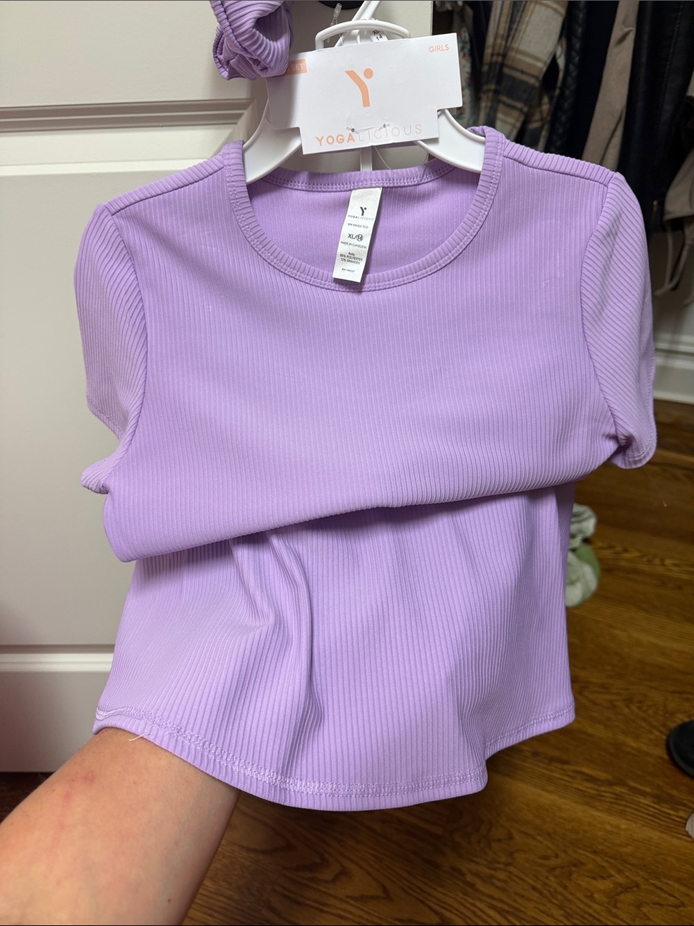 Yogalicious girls set  size xl new with tags